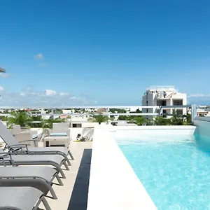 https://tropic-playa-by-homing-bird.tulum-hotels.net